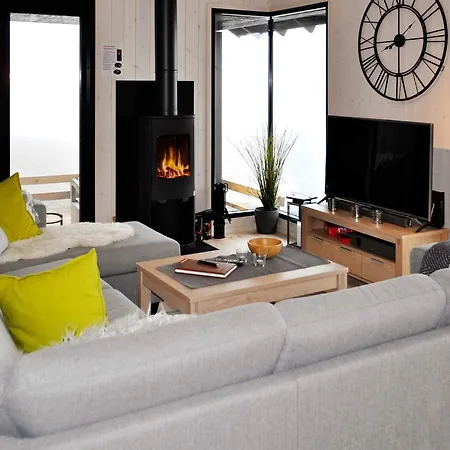 度假居 10 Person In *